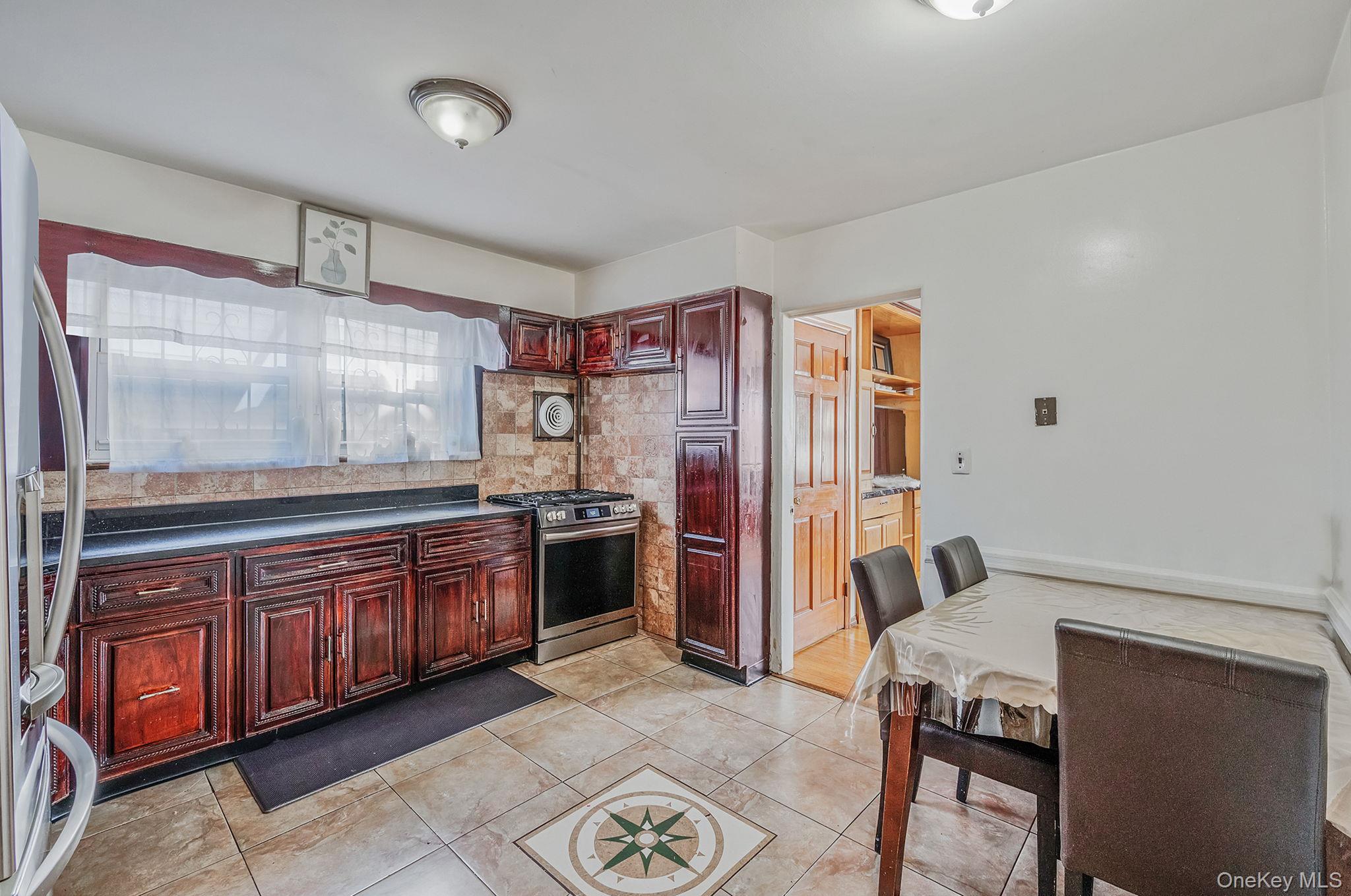 15007 85th Drive Property Photo 7
