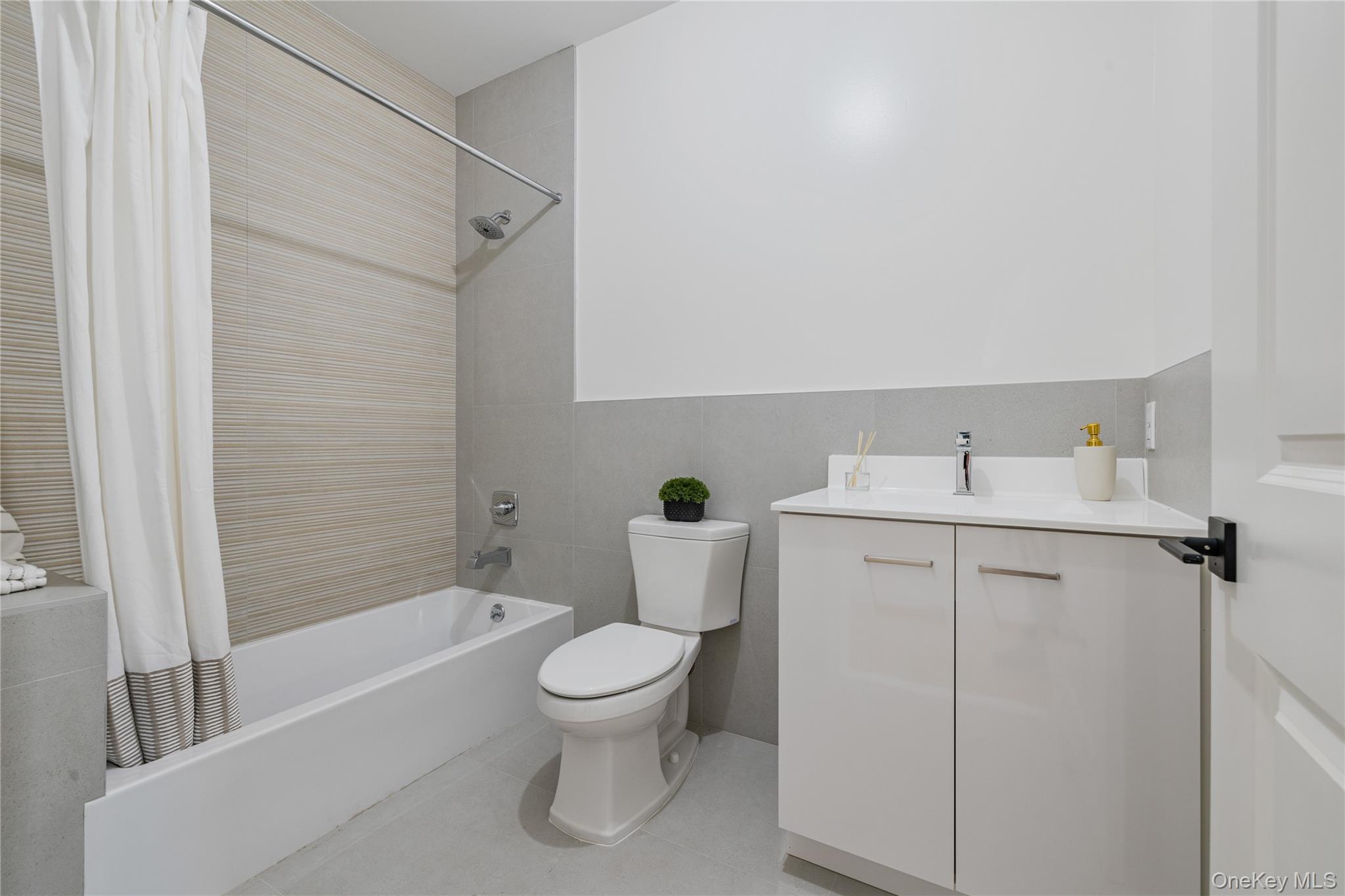 17 Union Road 110 Property Photo 11