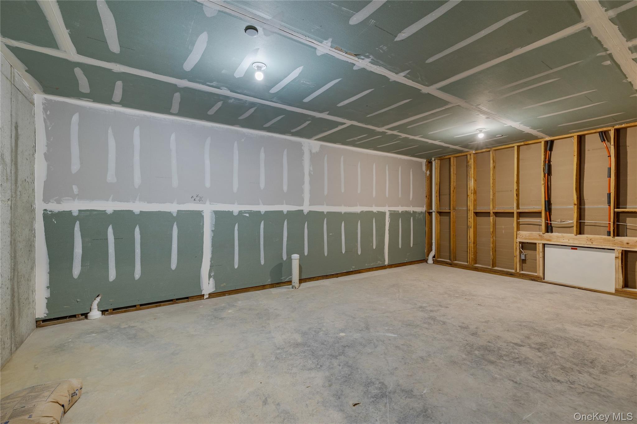17 Union Road 110 Property Photo 15