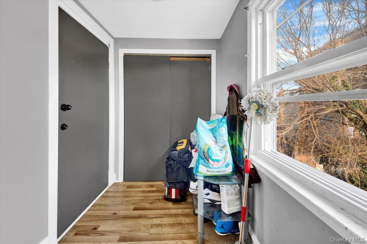 127 N 5th Avenue Property Photo 9