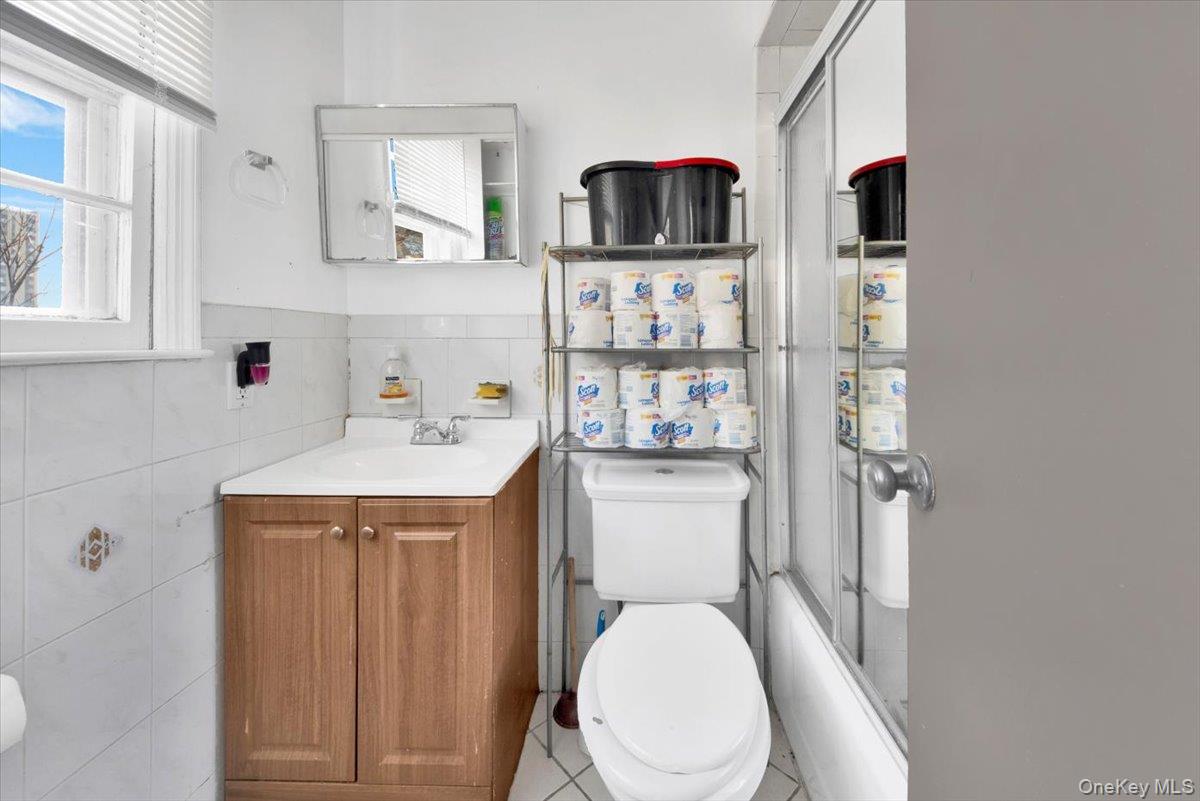 127 N 5th Avenue Property Photo 10