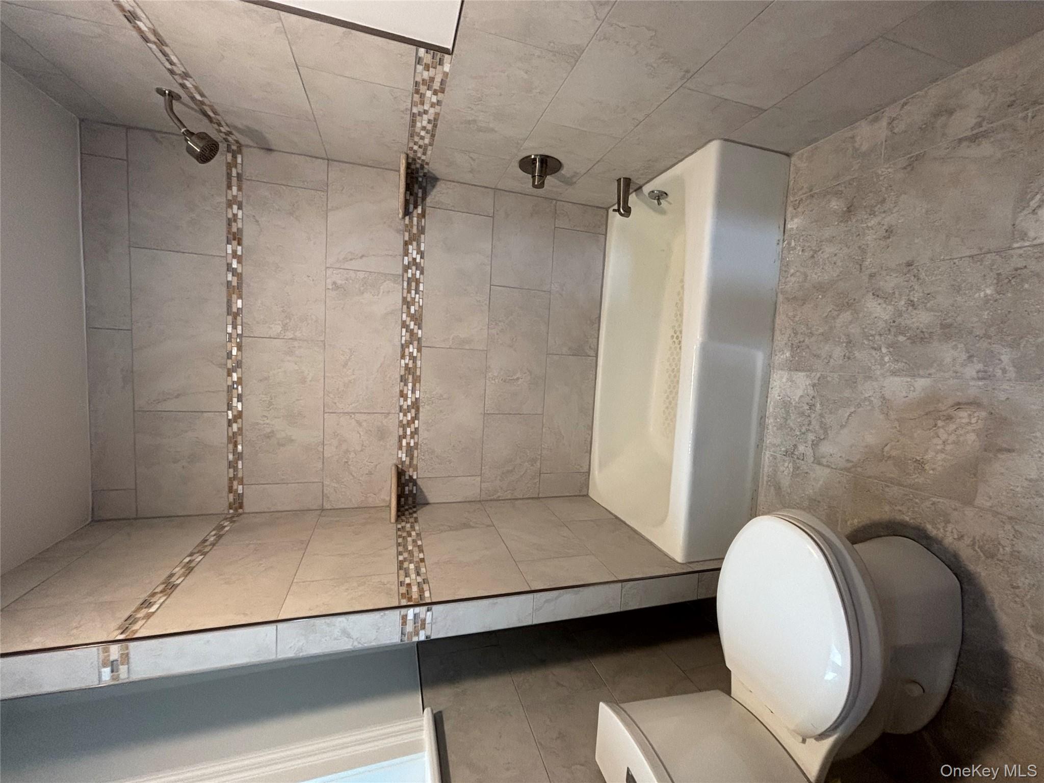 17 Hamilton Avenue Apt 2 Property Photo 8