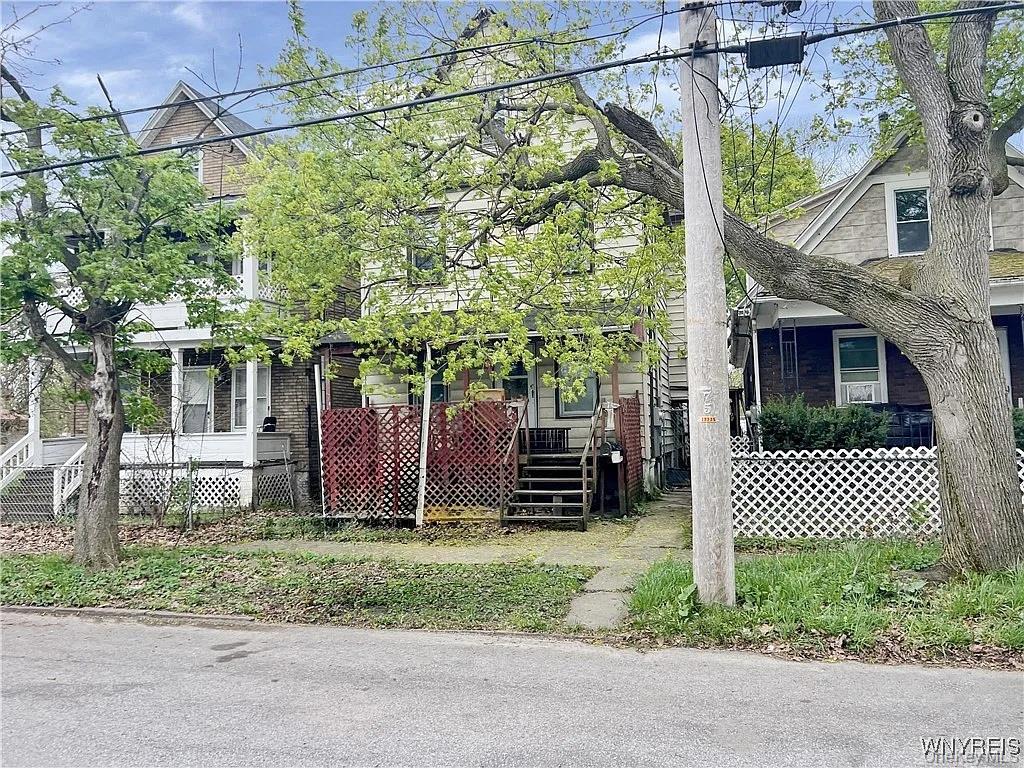 2235 Cudaback Avenue Property Photo 2