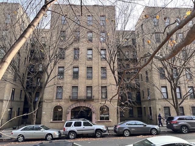 225 Bennett Avenue 2r Property Photo 3