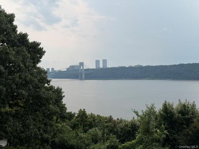 225 Bennett Avenue 2r Property Photo 24