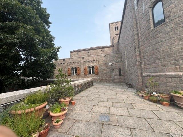 225 Bennett Avenue 2r Property Photo 26