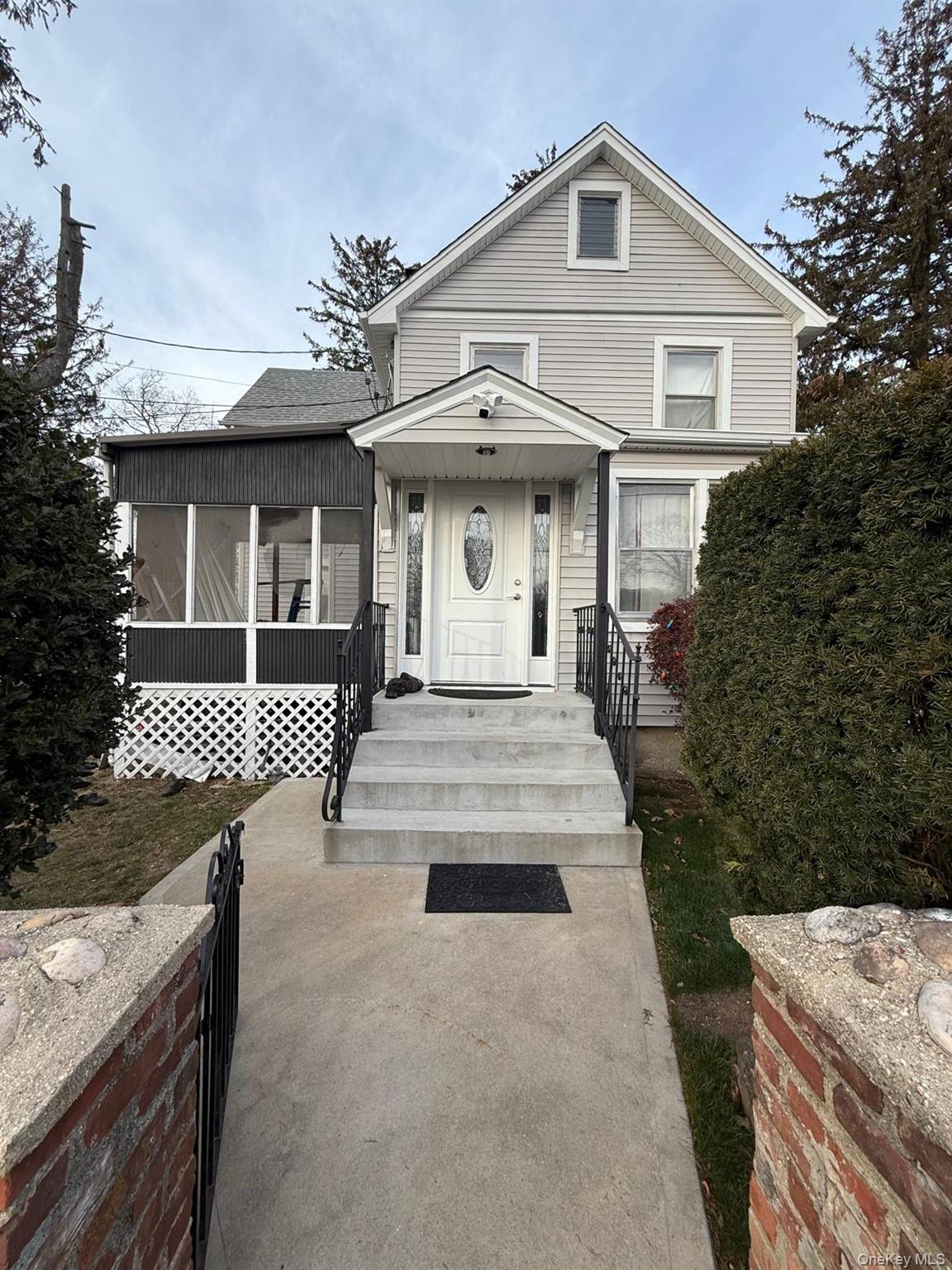 41 Stone Avenue Property Photo 1
