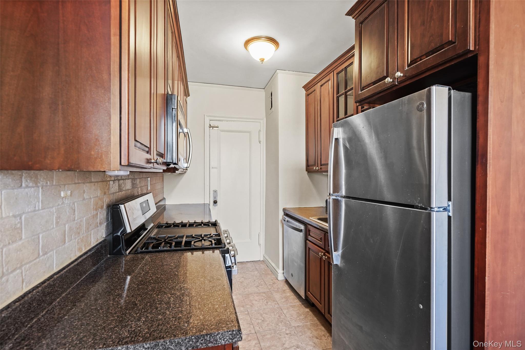 19 William Street 5j Property Photo 3