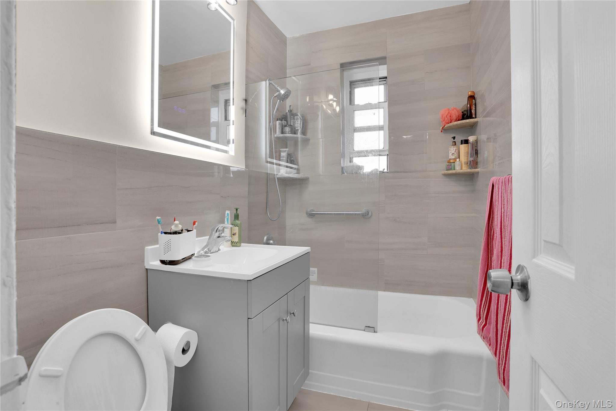 245 Bronx River Road 7c Property Photo 9