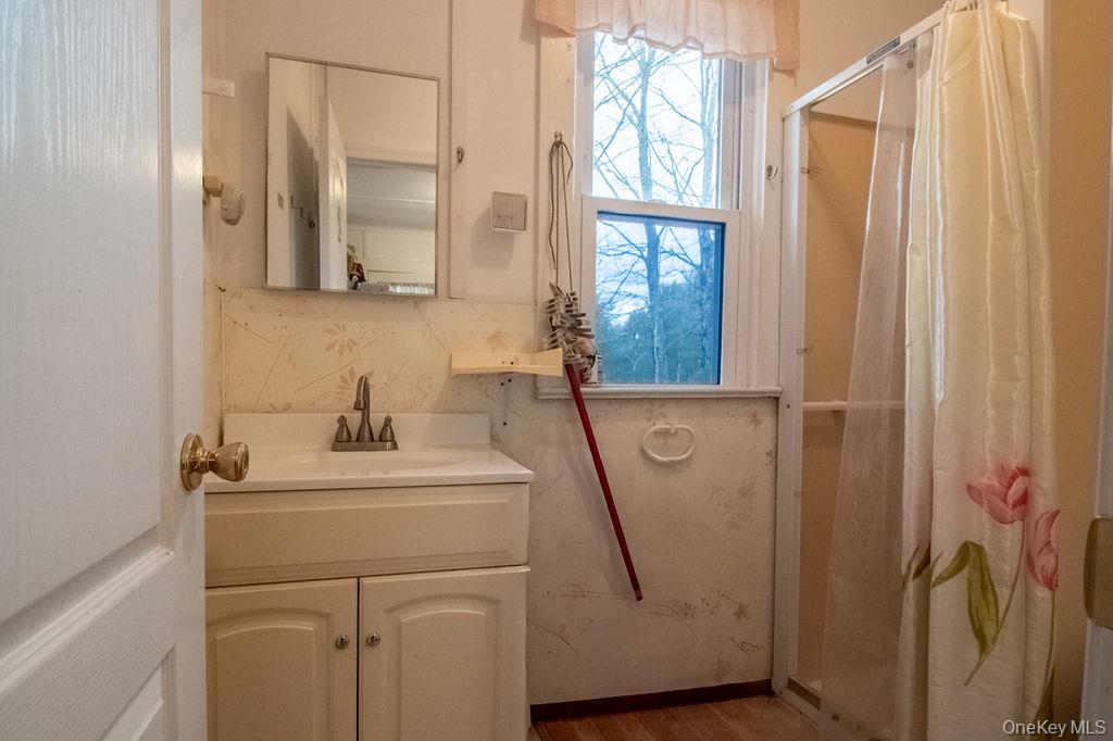 224 Camp Road Property Photo 23