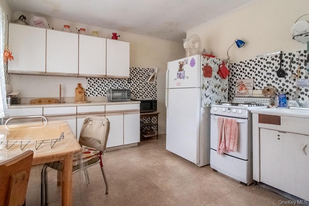224 Camp Road Property Photo 39