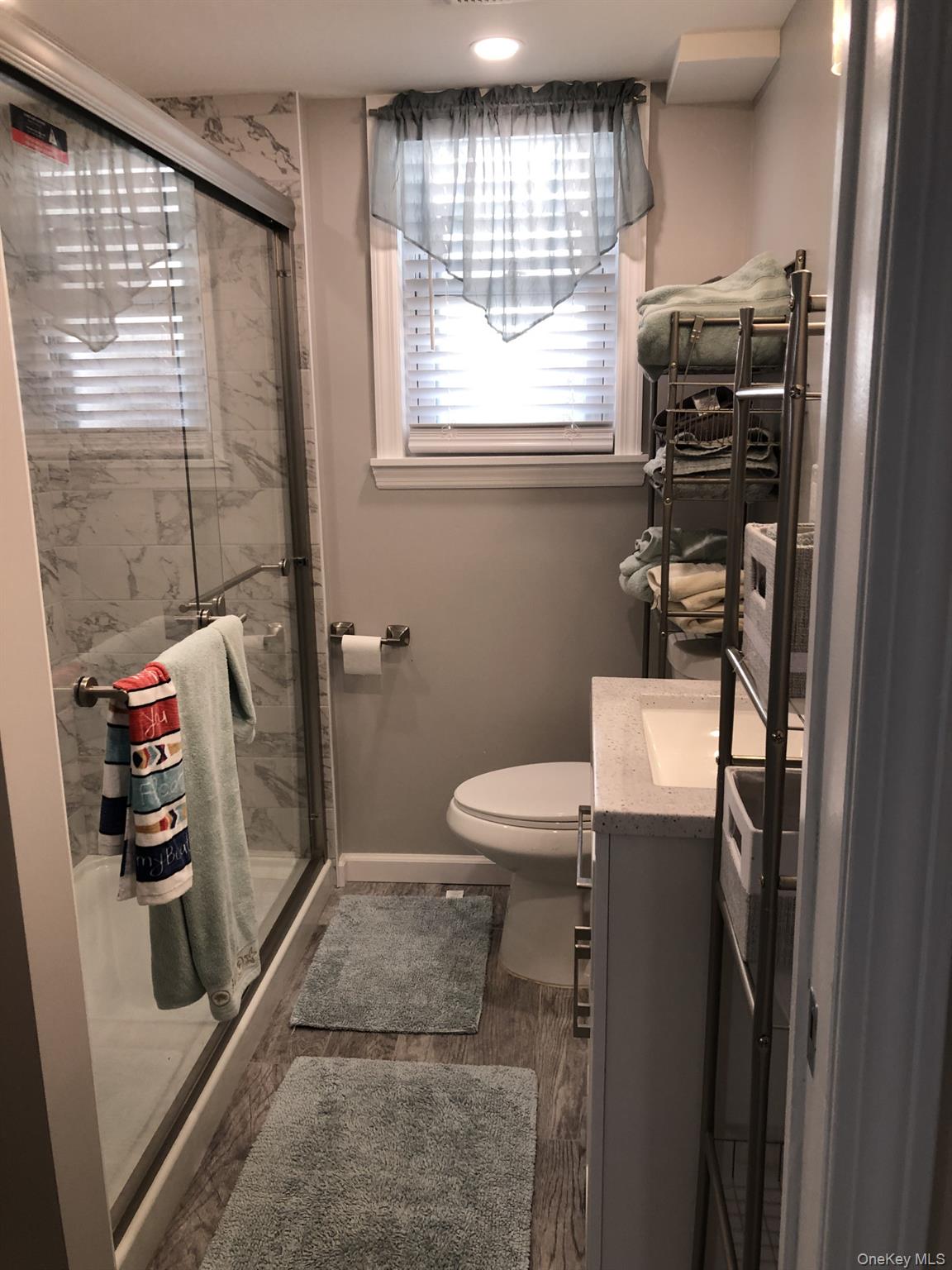 321 W Walnut Street 2 Property Photo 8