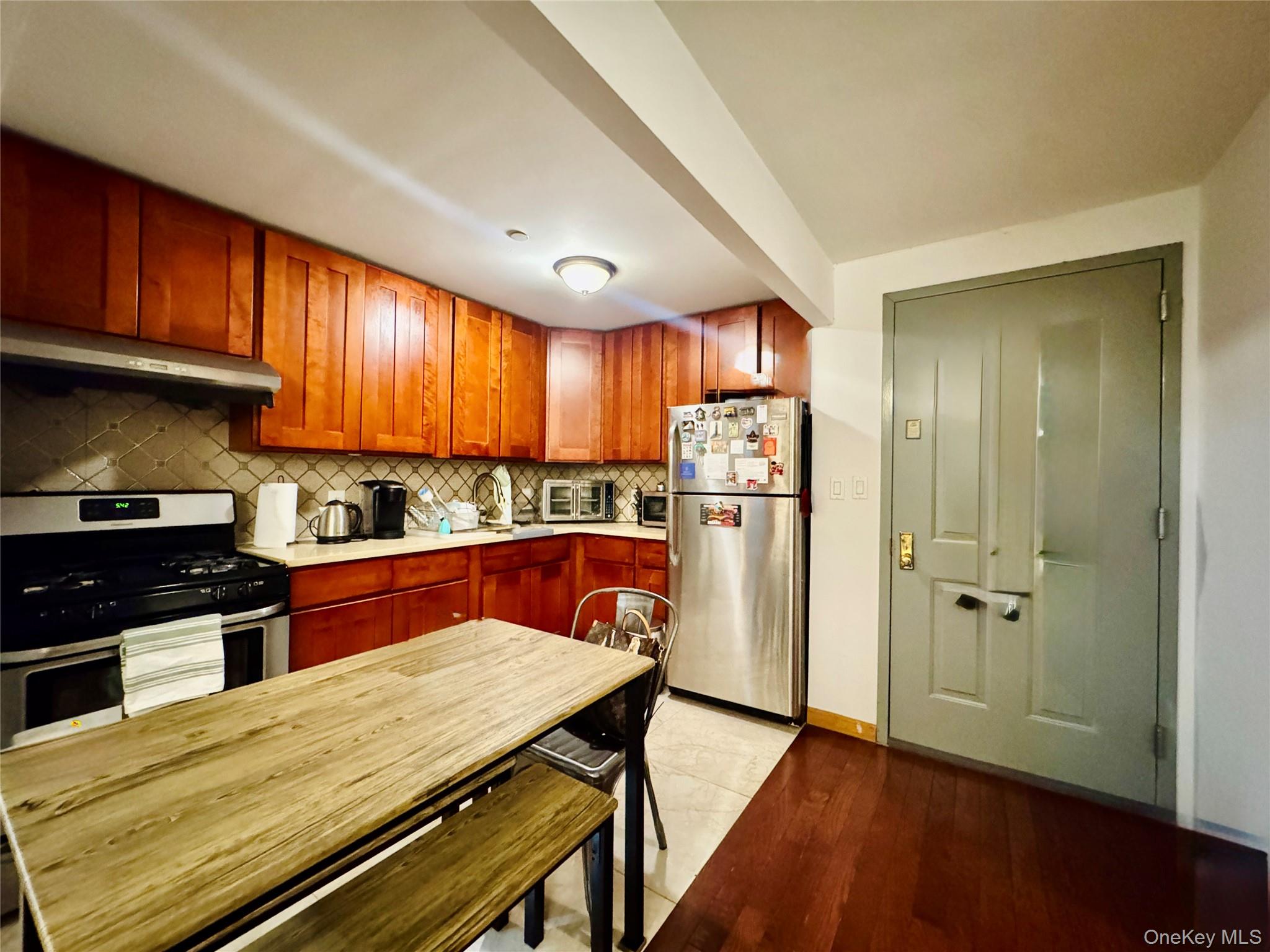 3749 81st Street 3a Property Photo 6