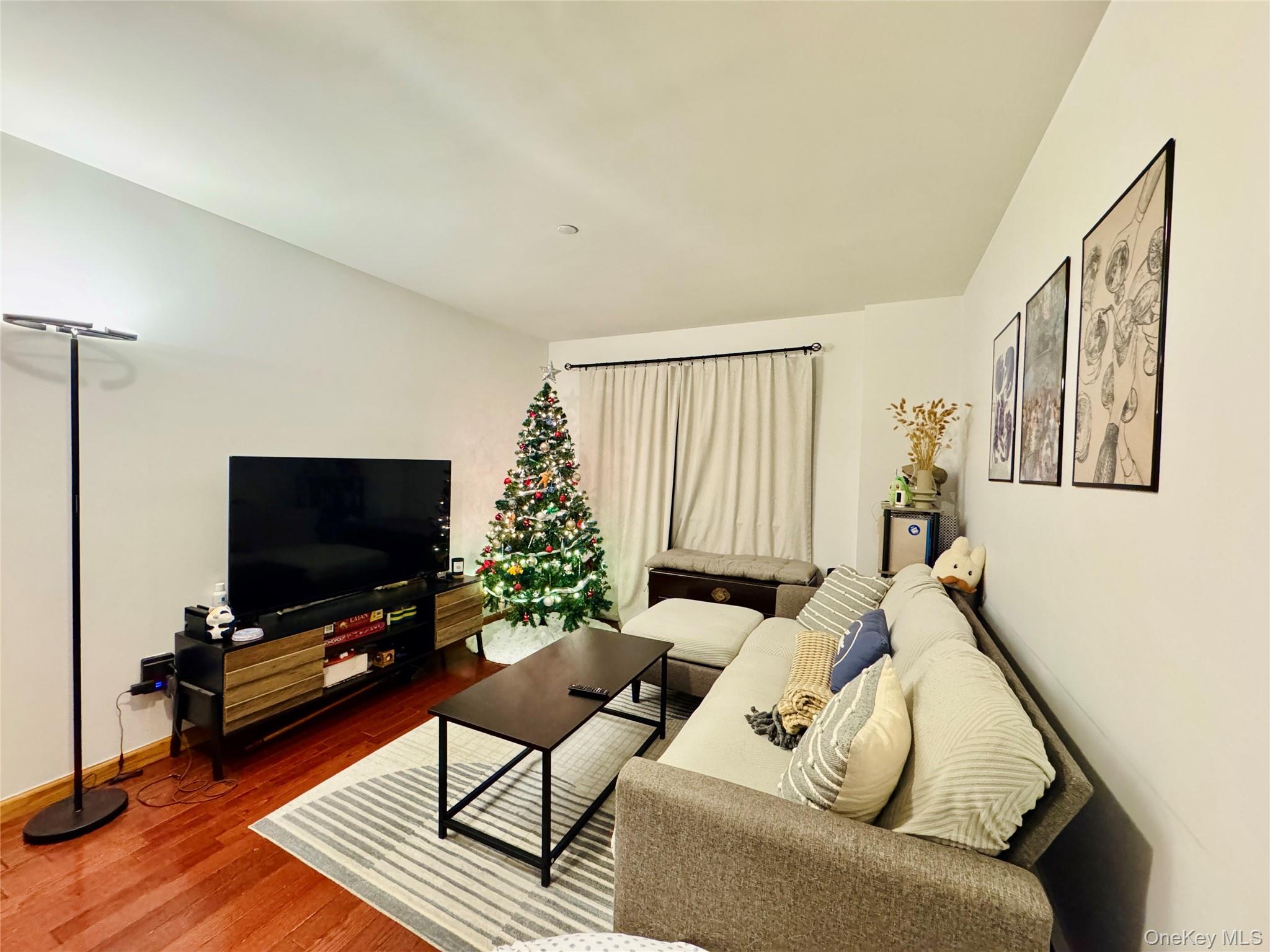3749 81st Street 3a Property Photo 17