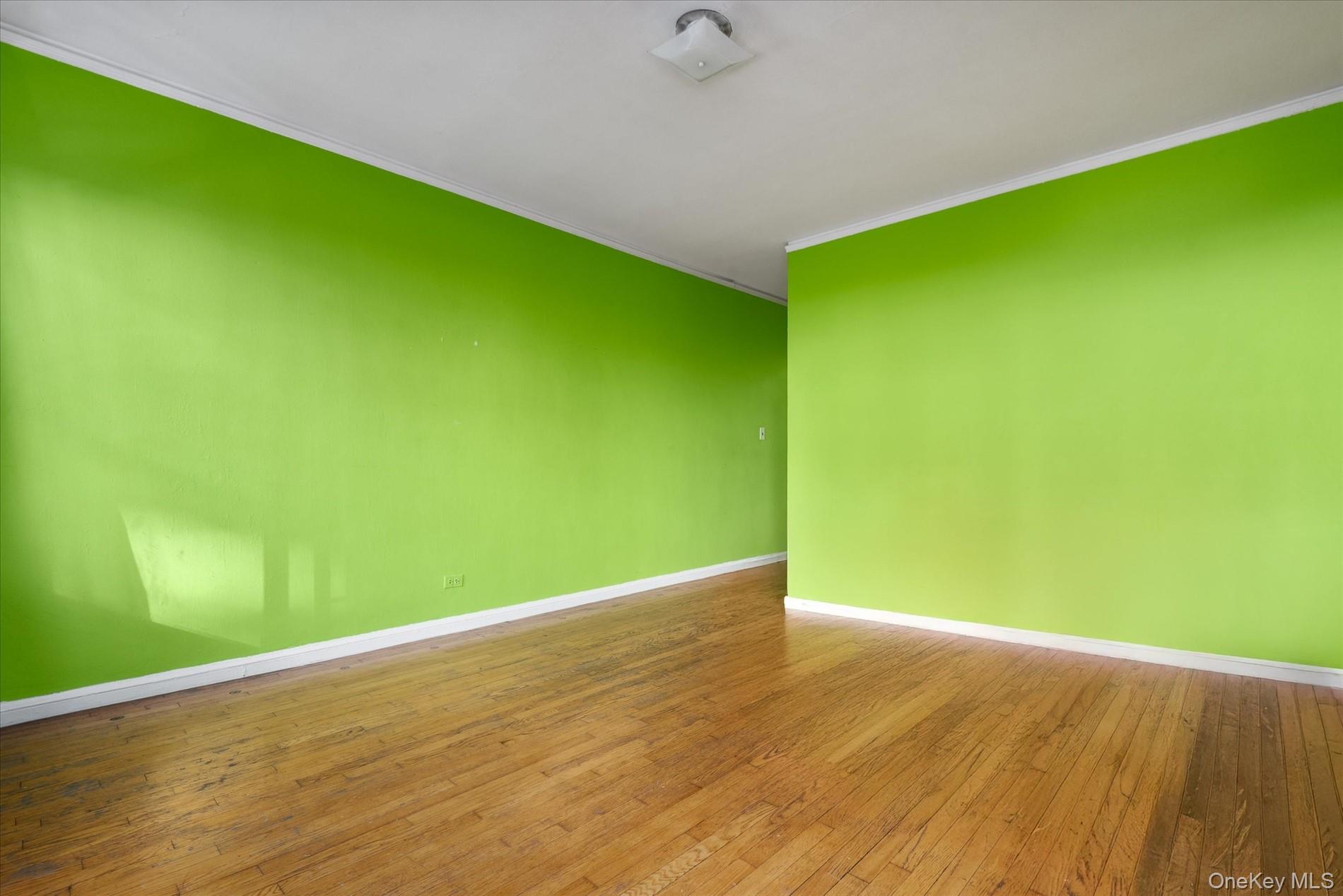 251 Seaman Avenue 2h Property Photo 6