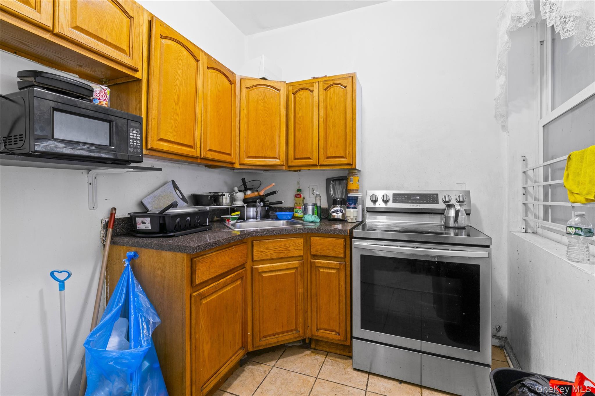 12115 Jamaica Avenue Property Photo 13