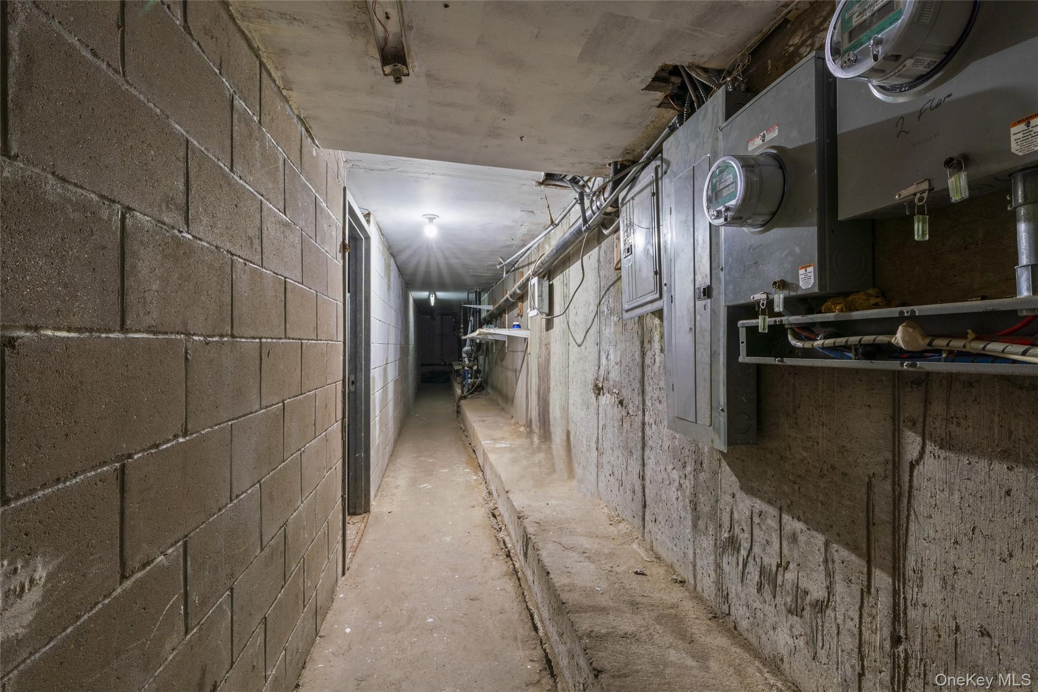 12115 Jamaica Avenue Property Photo 19