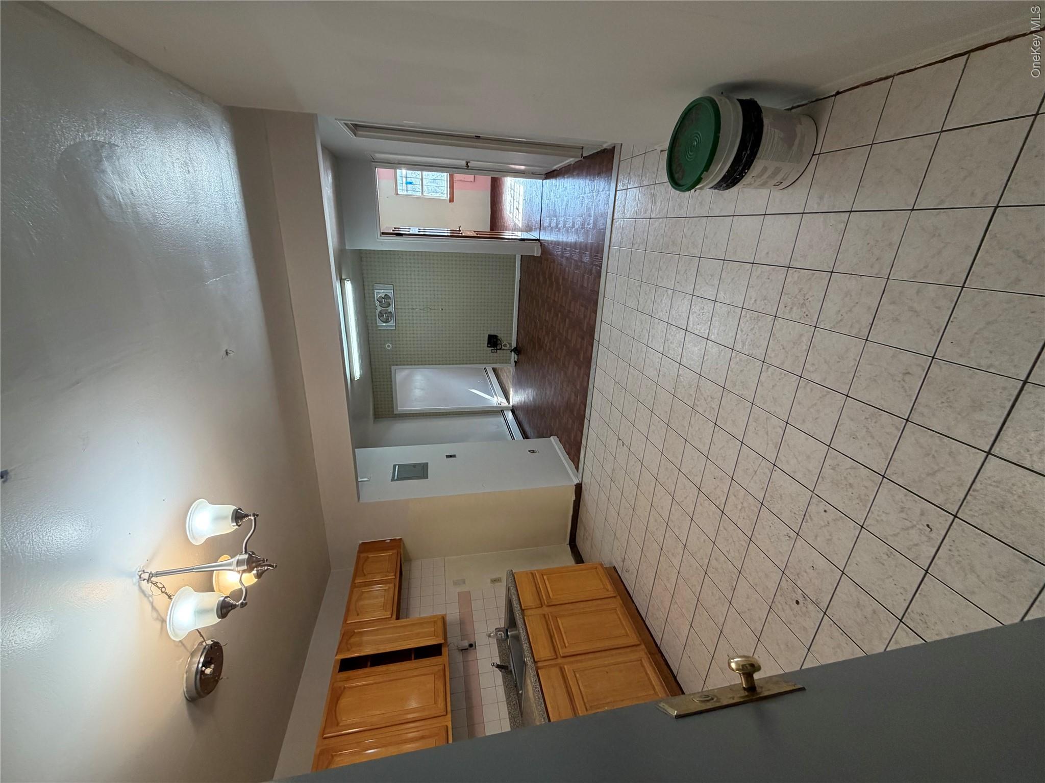 94-44 45th Avenue Property Photo 31