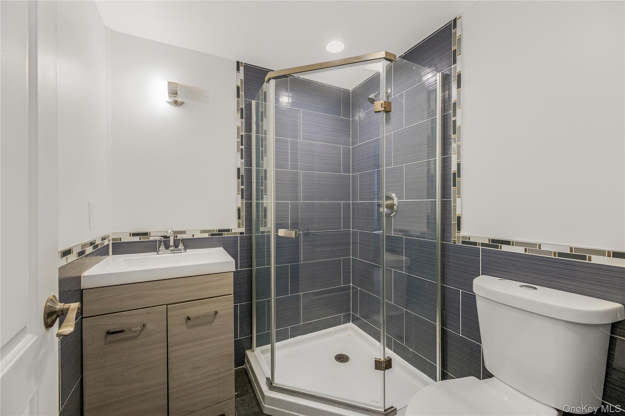 3067 Williamsbridge Road Property Photo 24