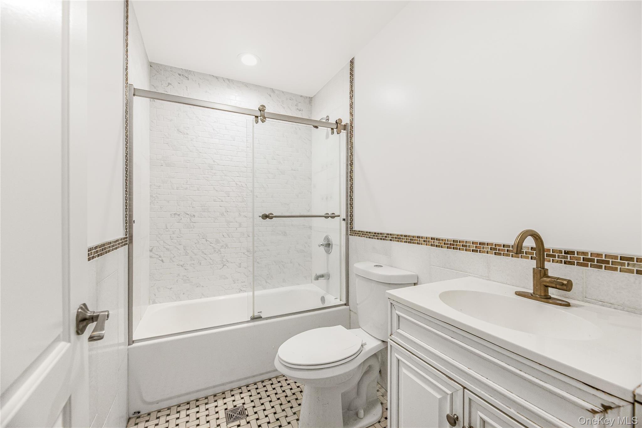3067 Williamsbridge Road Property Photo 25