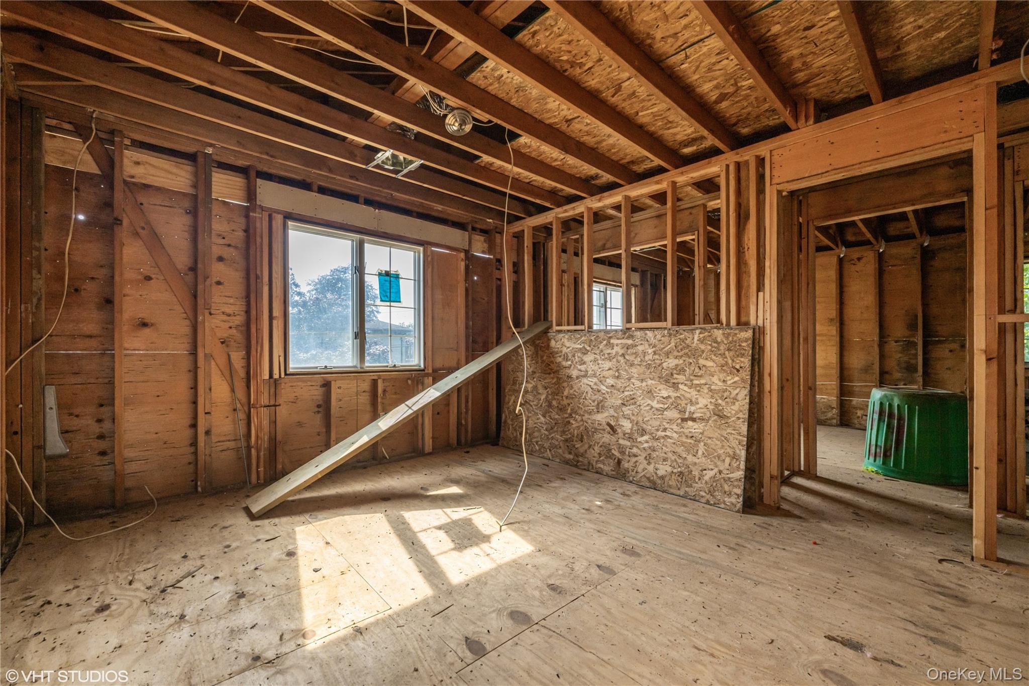 750 Shore Walk Property Photo 14