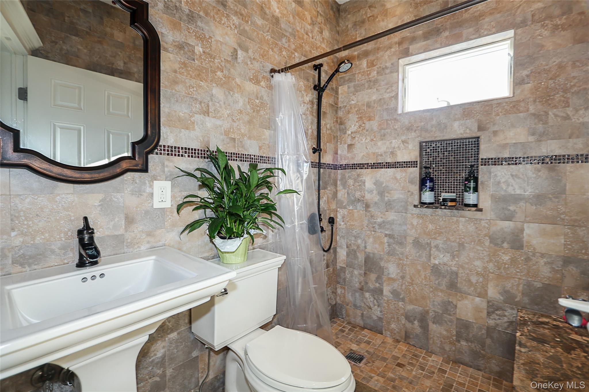 35 Francis Terrace Property Photo 10