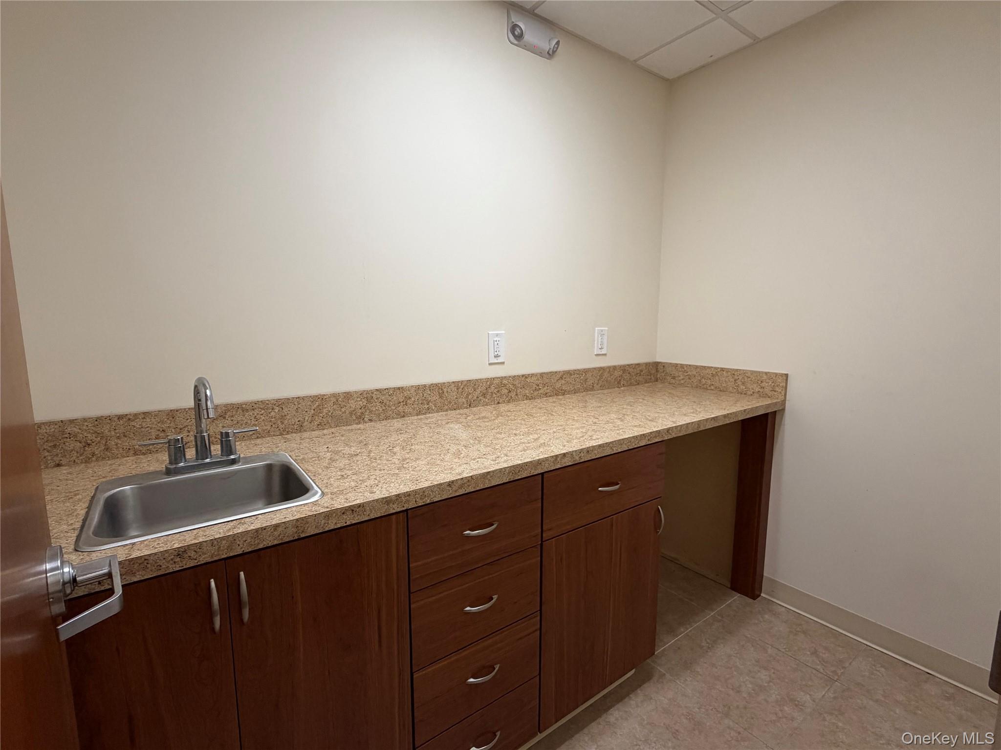 1787 Middle Country Road Property Photo 14