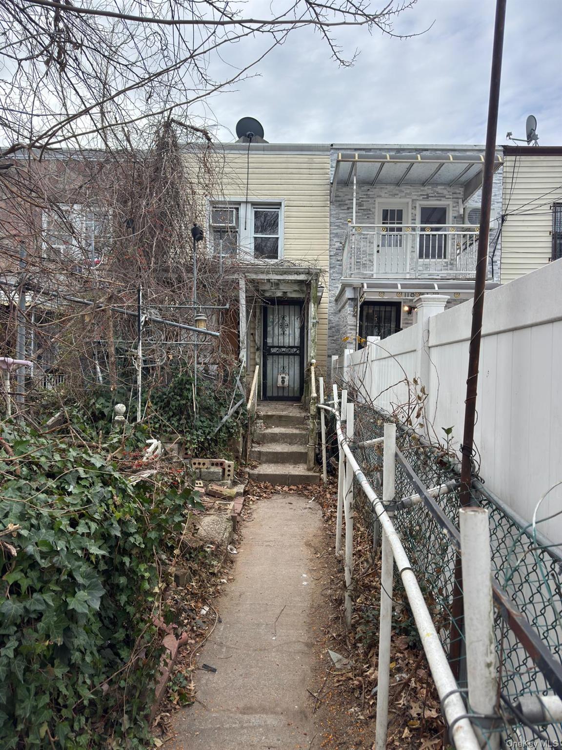 11842 155th Street Property Photo 7