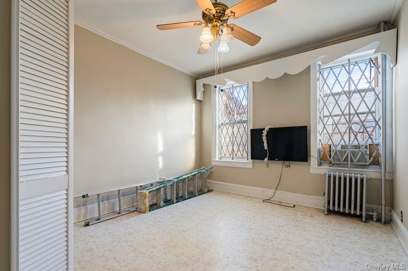 387 Ashford Street Property Photo 6