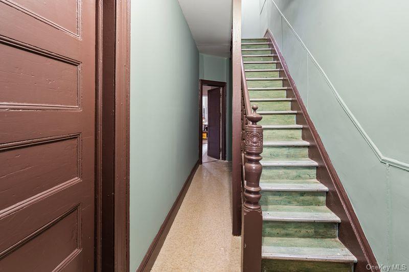 387 Ashford Street Property Photo 16
