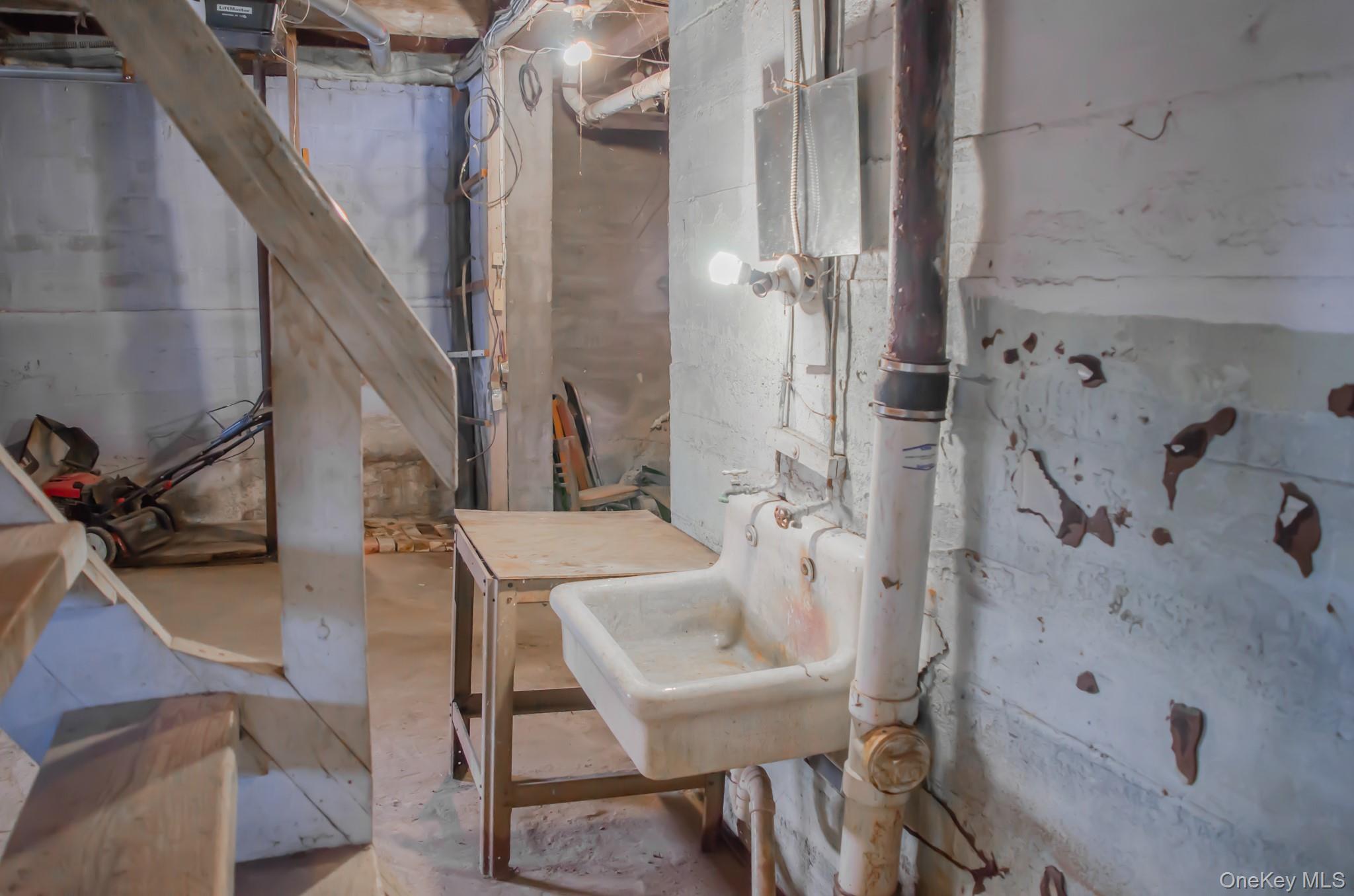 8874 Us Route 9w Property Photo 34