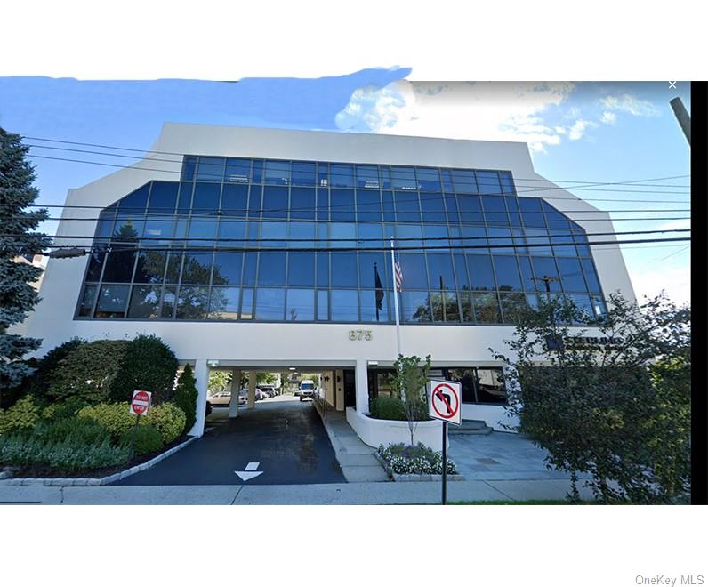 875 Mamaroneck Avenue 404 Property Photo 1