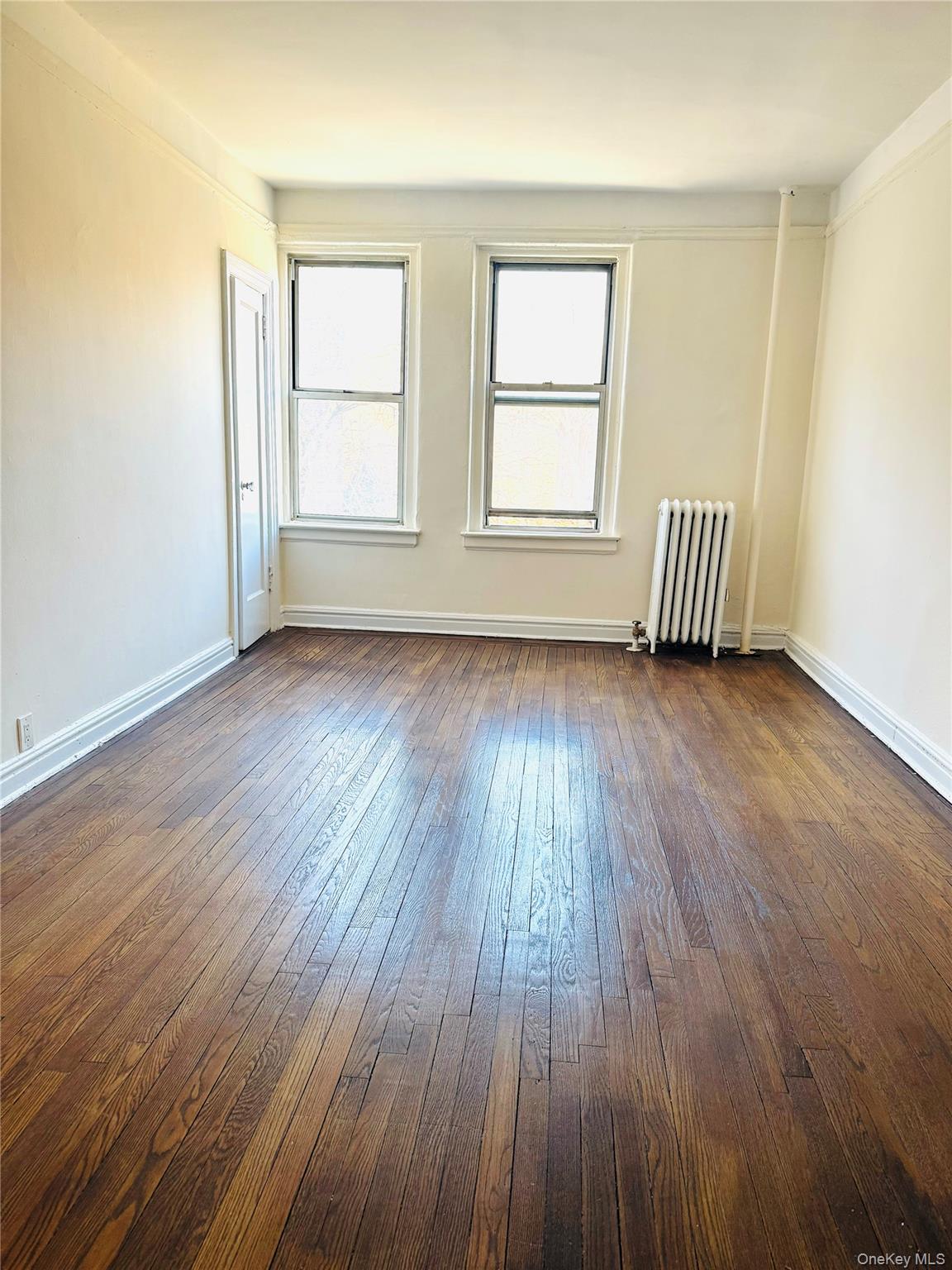 472 Gramatan Avenue Bldg.3, Unit L2 Property Photo 5