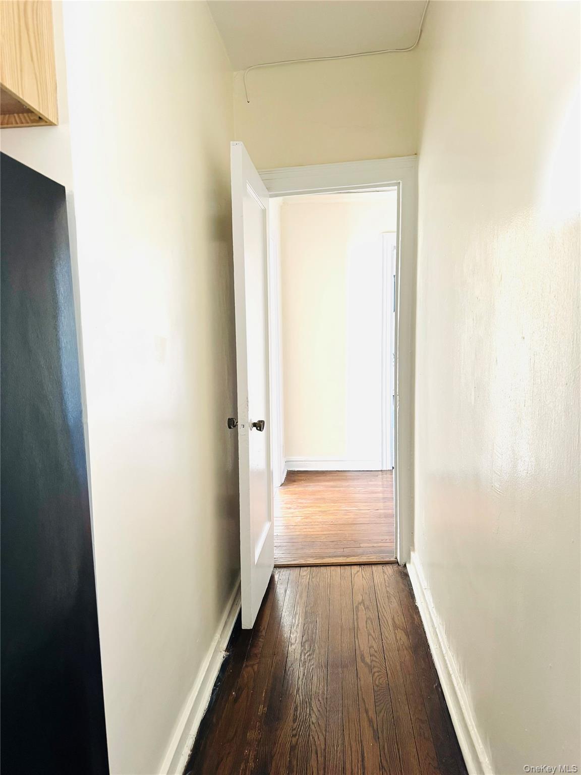 472 Gramatan Avenue Bldg.3, Unit L2 Property Photo 6