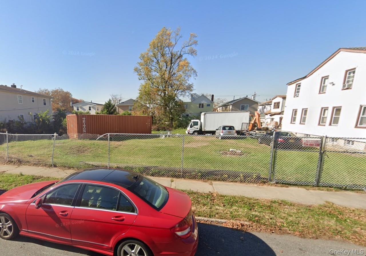 135-38, -40-44 126th Street Property Photo 5