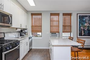 25 W Broadway 204 Property Photo 1