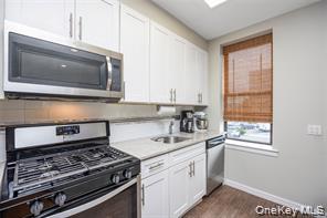 25 W Broadway 204 Property Photo 3