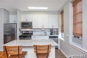 25 W Broadway 204 Property Photo 6