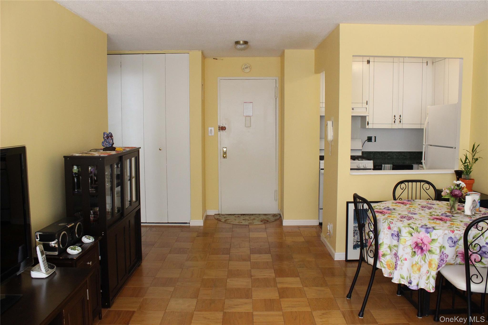 72-35 112 Street 2e Property Photo 10