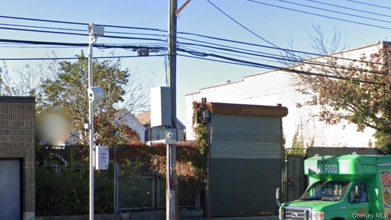 12806-12814 Rockaway Boulevard Property Photo 4