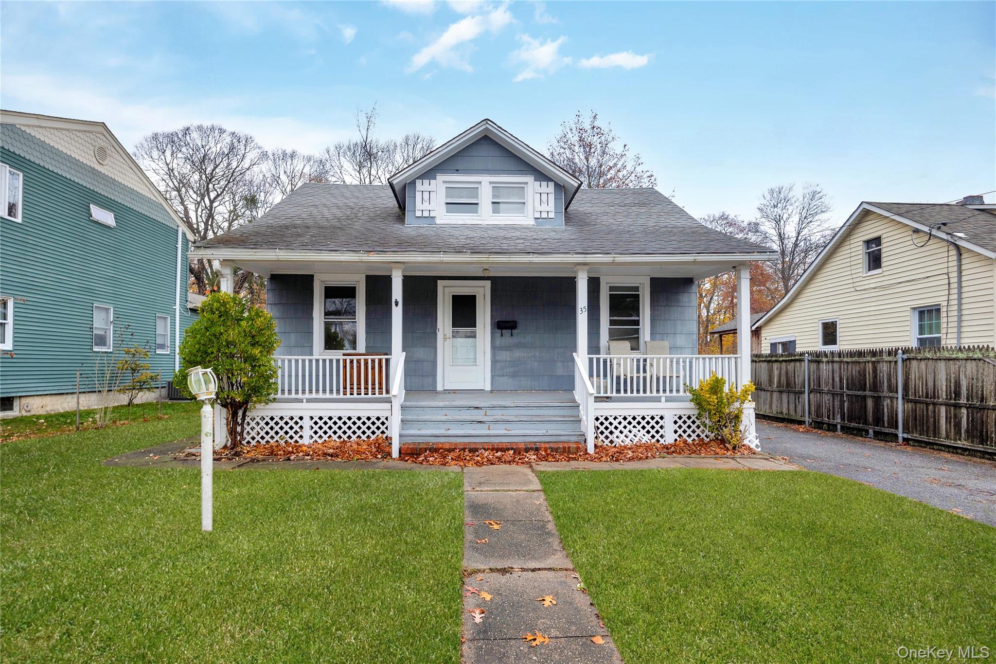 35 Andrew Avenue Property Photo 1