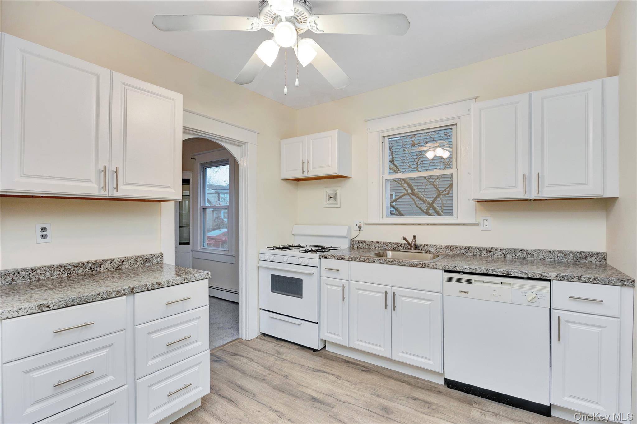 35 Andrew Avenue Property Photo 2
