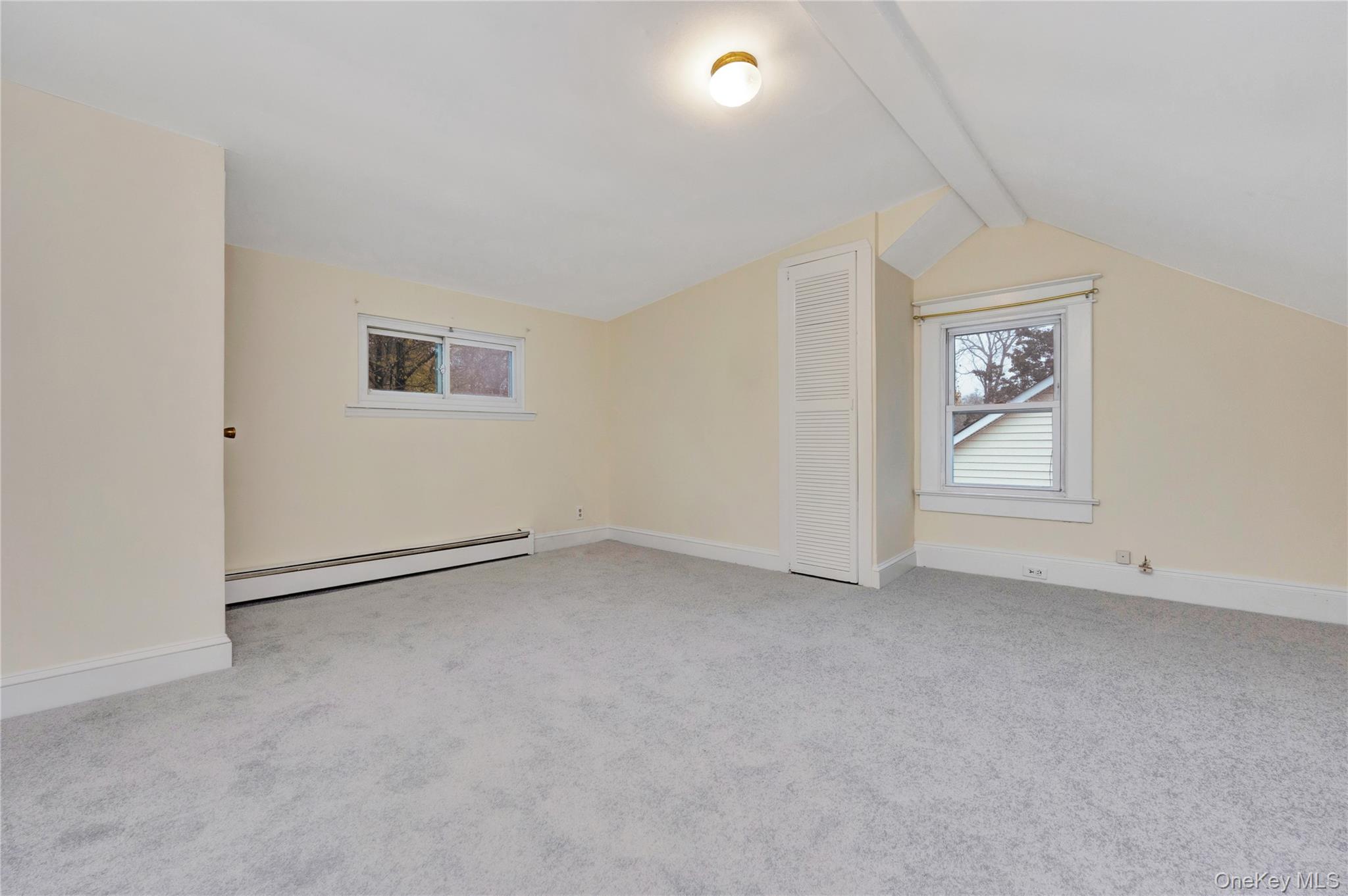 35 Andrew Avenue Property Photo 4