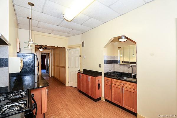 60-64 54th Place Property Photo 8