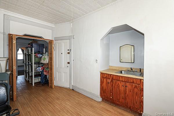 60-64 54th Place Property Photo 28