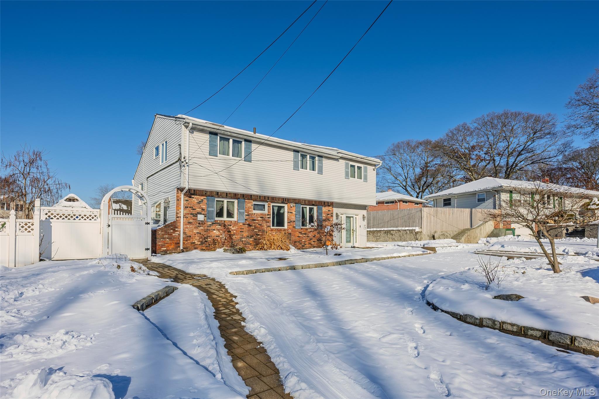 5 Joy Road Property Photo 2