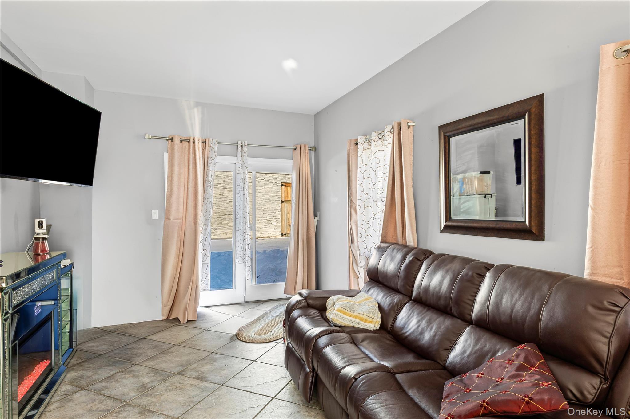5 Joy Road Property Photo 15