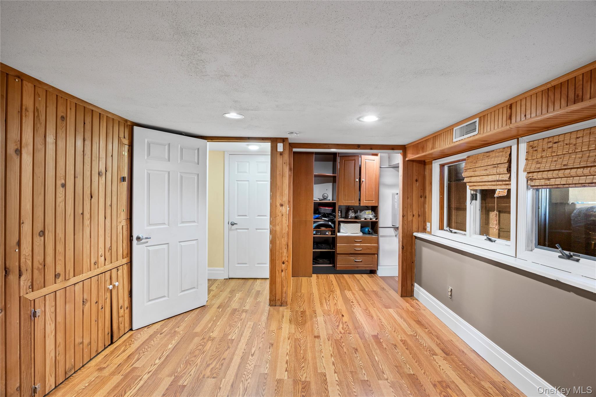 5 Joy Road Property Photo 32