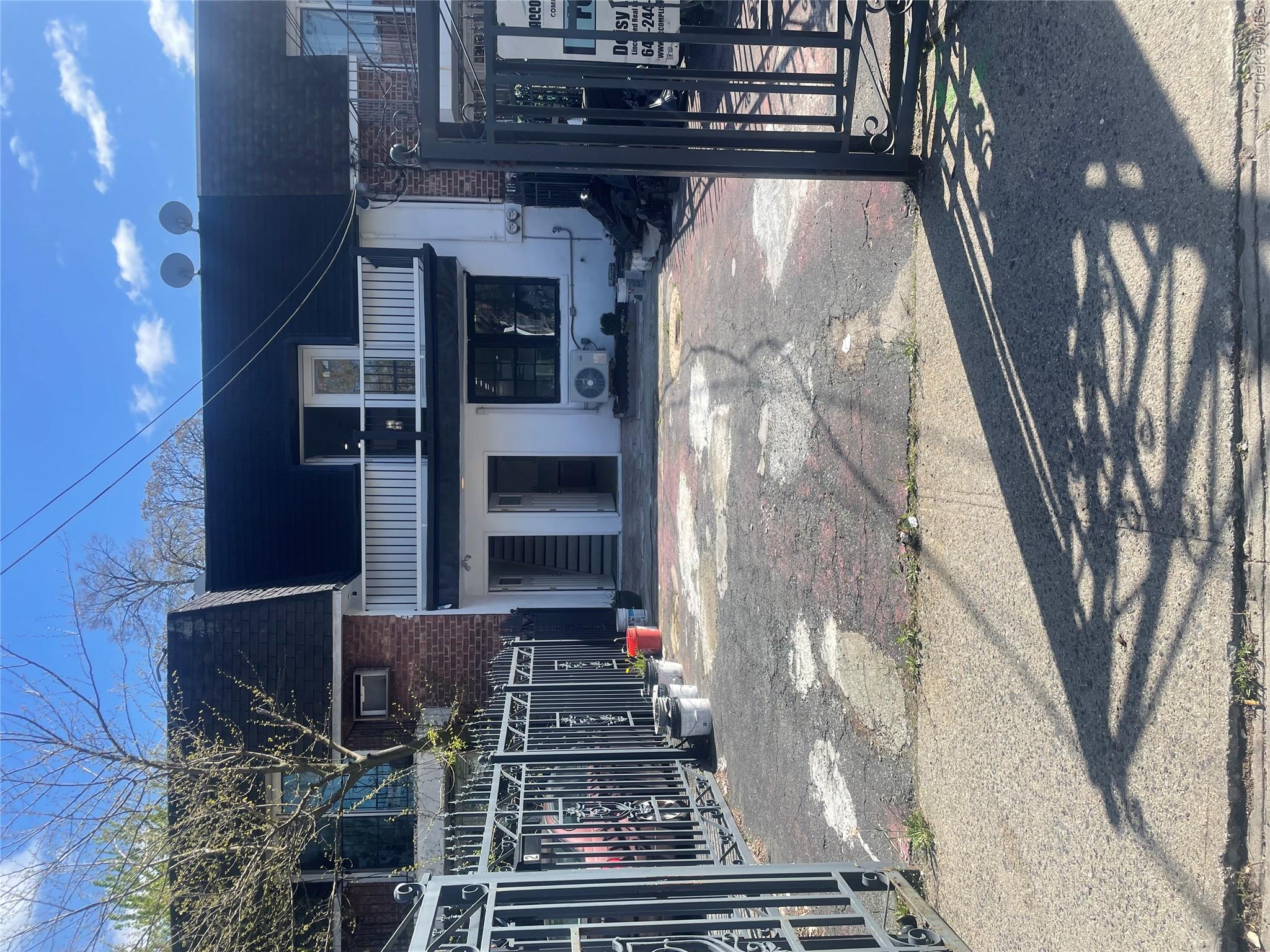 2323 Mott Avenue Property Photo 2