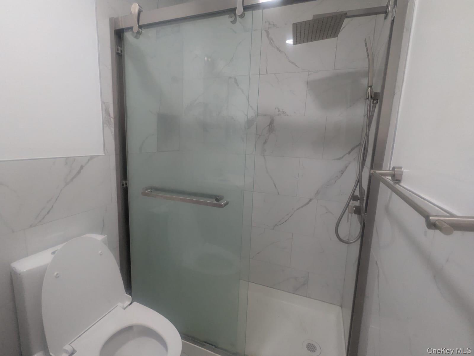 2323 Mott Avenue Property Photo 12